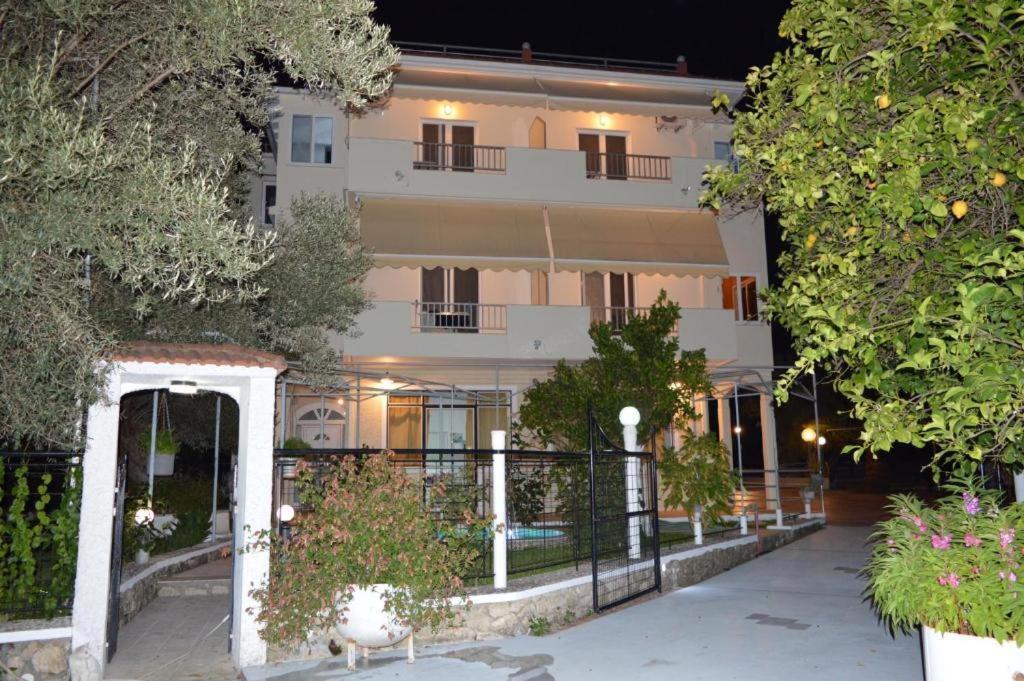 Margarita Apartments Nikiana Zewnętrze zdjęcie
