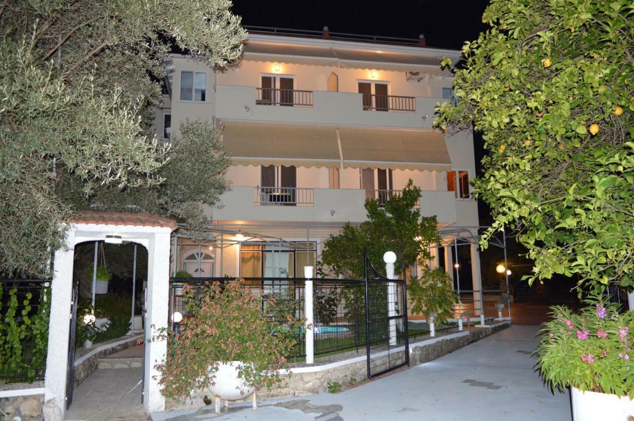 Margarita Apartments Nikiana Zewnętrze zdjęcie